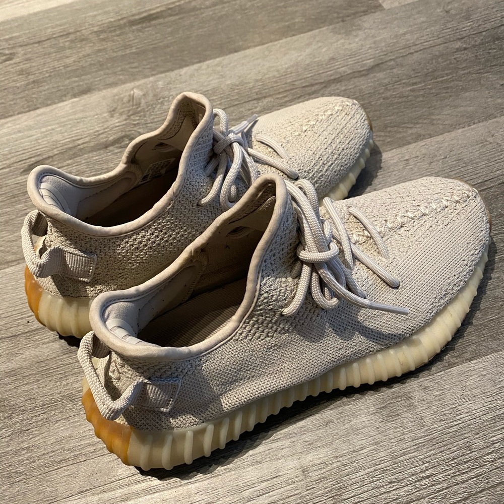 Yeezy Boost 350 V2 Cream Tan Sneakers